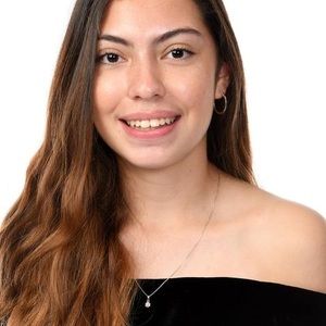 Meet your Posher, Valentina